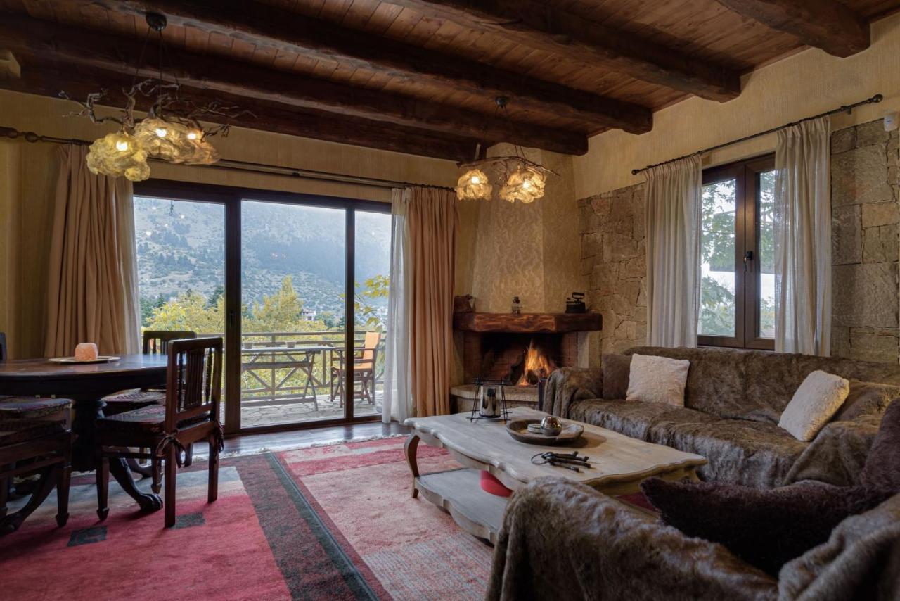 Parnassus Dreamwood Chalet Eptálofos المظهر الخارجي الصورة