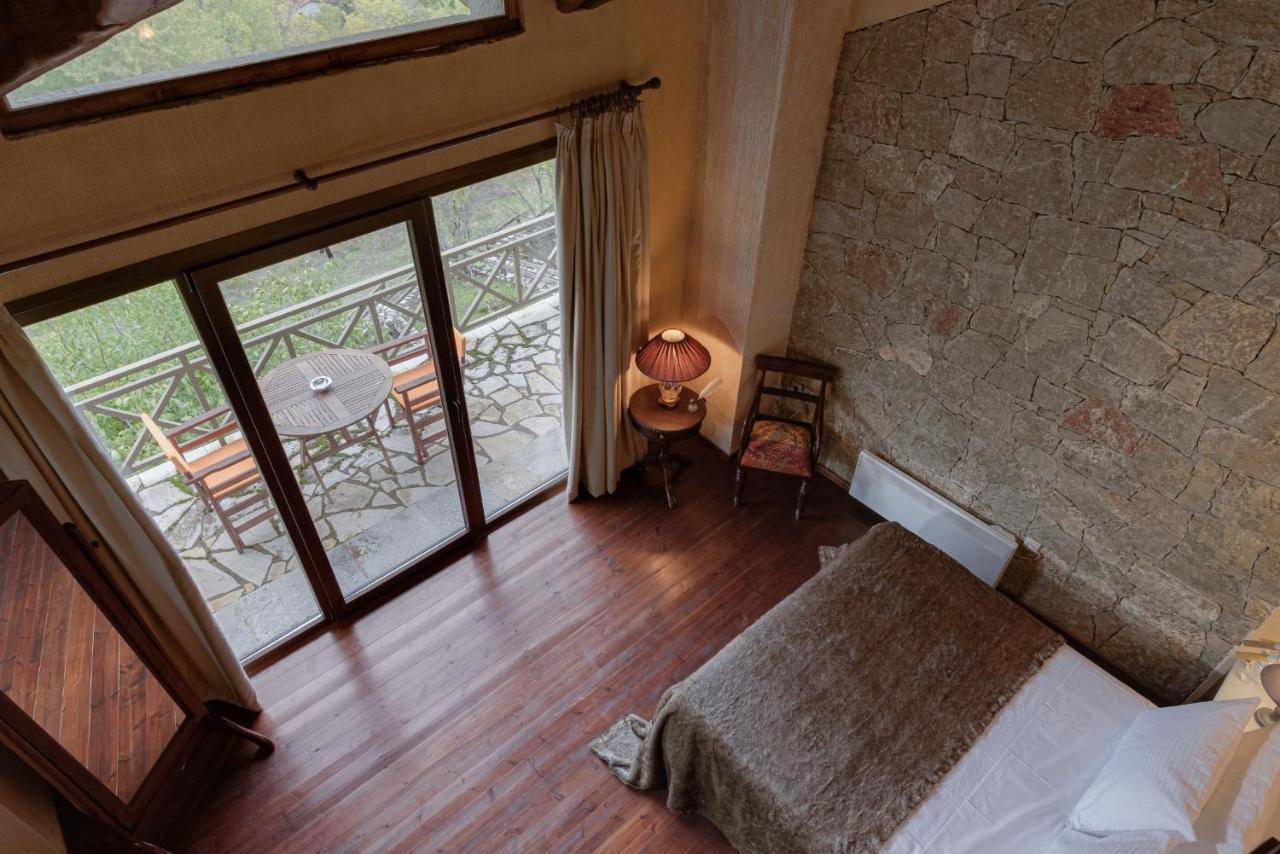 Parnassus Dreamwood Chalet Eptálofos المظهر الخارجي الصورة